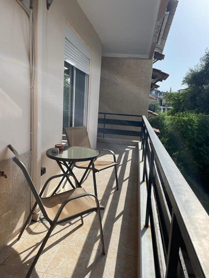 Apartment By The Beach ネオイ・エピヴァタイ エクステリア 写真