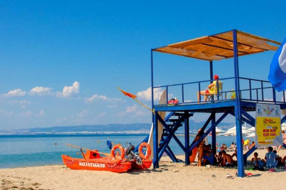 Apartment By The Beach ネオイ・エピヴァタイ エクステリア 写真